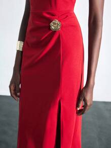 Maija Váy dài vừa phải không tay thắt eo màu đỏ trang trí kim loại cho nữ - Đỏ - Xem 8