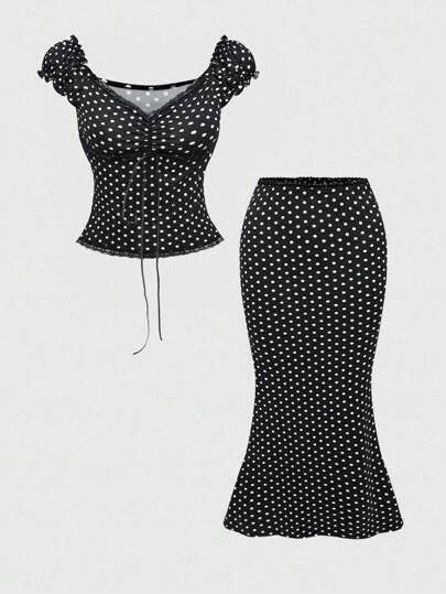 Kawaii Ensemble 2 pièces femme, top sans manches avec décorations nœud papillon, col en V, blocs de couleurs, pois et panneau en dentelle ; jupe. Une tenue d'été flatteuse et polyvalente