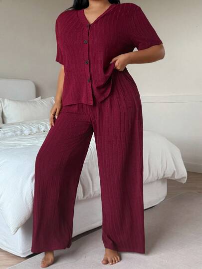 SHEIN 大码纯色短袖上衣和裤子睡衣套装