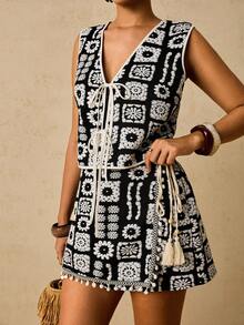 Travachic Plus Size Women's Black & White Retro Pattern 2 Pieces Set,Knitted Jacquard Vest Top & Wrap Skort,Boho Elegant Summer Holiday Vacation Outfits,Plaid - Black and White - View 3