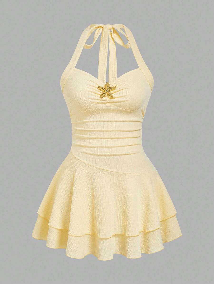 Sweetra 优雅露肩紧身露背复古性感海星金属装饰细肩带紧身连衣裙，女式夏季新款腰部褶皱修身蛋糕裙短款无袖迷你连衣裙 - 黃色 - 查看 1