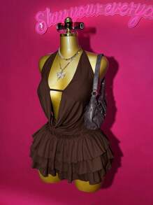Slaydiva 2025 Spring/Summer New Sexy Street Style Solid Color Halter Tie-Up Deep V Neck Sleeveless Crop Top + Layered Ruffle Bow Decor Mini Skirt 2-Piece Set, Suitable For Music Festivals, Easter, Graduation, Daily Wear - Brown - View 4