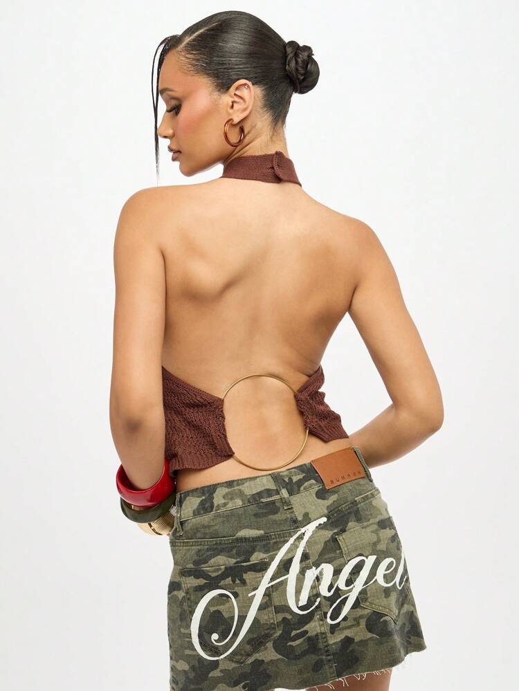 SUMWON WOMEN Top corto de punto con cuello de halter, detalle de anillo y diseño sin espalda. Top de verano sin mangas de moda para mujer, para uso casual, de fiesta o playa