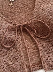 Soleia Top tricot deschis cu cravată cu ciucuri