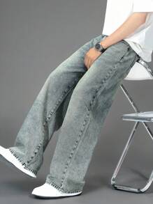 SHEIN 青少年男童新款水洗时尚宽松直筒牛仔裤，街头风休闲百搭牛仔裤，四季皆宜，秋冬季时尚有型。 - 中等水洗藍 - 查看 10