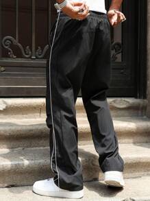 Manfinity Roghcode 男士街头潮流十字印花抽绳腰部宽松休闲裤，emo，2000 年代风格，秋季 - 黑色 - 查看 2