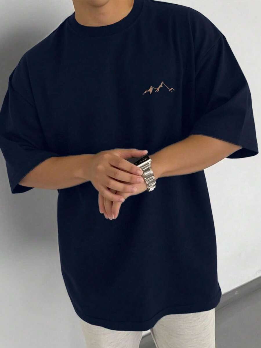 Manfinity Homme 大码男士街头风格服装，极简主义大码短袖 T 恤，宽松版型，现代简约设计，时尚，简约而引人注目，休闲日常穿着，用途广泛，是送给男朋友或男士的理想礼物