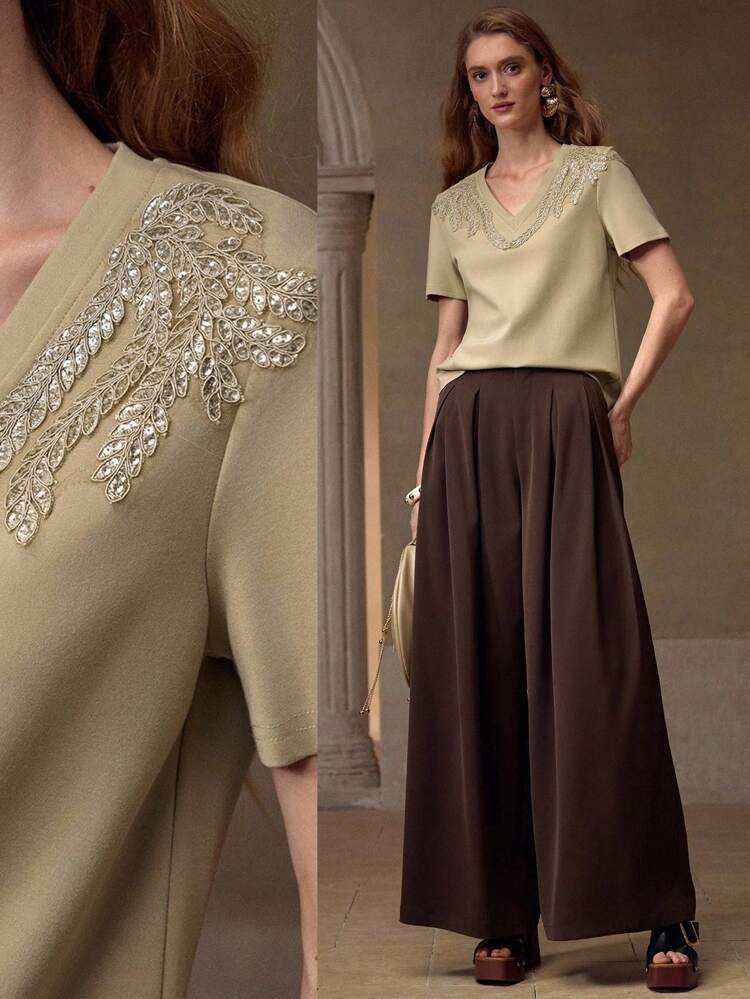 EMBROIDERY SLIM-FIT T-SHIRT