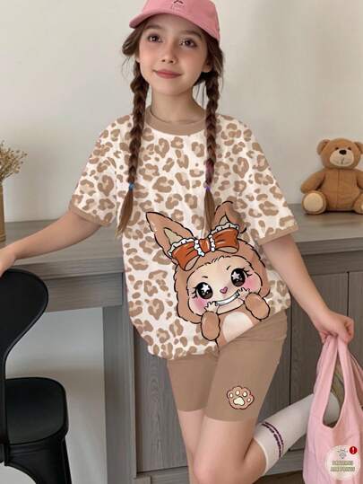 SHEIN 2pcs Tween Girls Casual Minimalist Pink Leopard Print & Cute Cartoon Pattern Short Sleeve T-Shirt And Shorts Set, Suitable For Summer