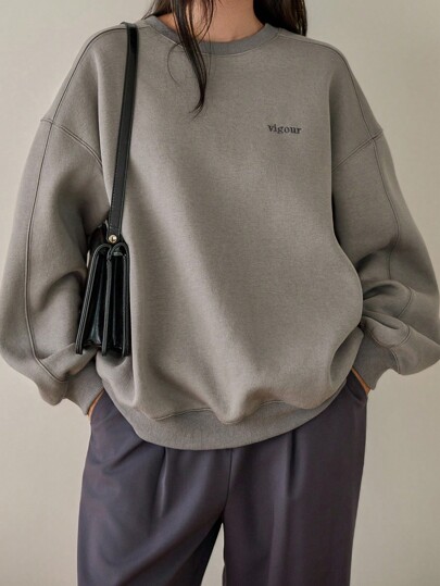 Dazy-Less Sweat-shirt-shirt à manches longues pour femmes, col rond, motif de lettre brodé, couleur unie, coupe ample, doublure thermique, automne/hiver