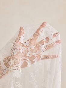 Charlaine 优雅浪漫法式缎面蕾丝细肩带女士睡袍