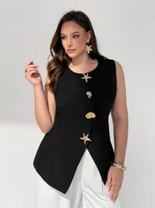 Auralis 大码女式圆领短袖简约通勤办公上衣，金属饰边，适合办公室穿着，也可作为办公配饰、教师上衣、可爱上衣、外出上衣、商务休闲女装、办公室/教师商务休闲春夏款。 - 黑色 - 查看 4