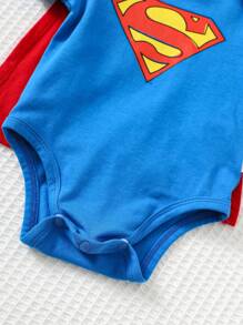 SUPERMAN X Cozy Pixies 新生男婴图案圆领短袖连体衣和纯色斗篷两件套 - 藍色 - 查看 6