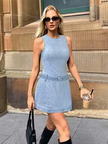 SHEIN Forever 21 Vestido de mezclilla casual con cuello redondo, sin mangas y diseño de botones para mujer - Celeste - Ver 4
