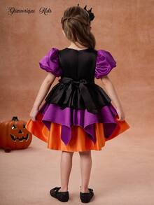 Glamorique Kids Váy biểu diễn tiệc tùng ngày lễ cho bé gái, váy hóa trang phù thủy với tông màu chủ đạo là tím và đen, tay bồng, chân váy nhiều lớp, lớp lót bằng vải satin màu cam bí ngô, váy công chúa cho tiệc tùng ngày lễ - Màu tím - Xem 2