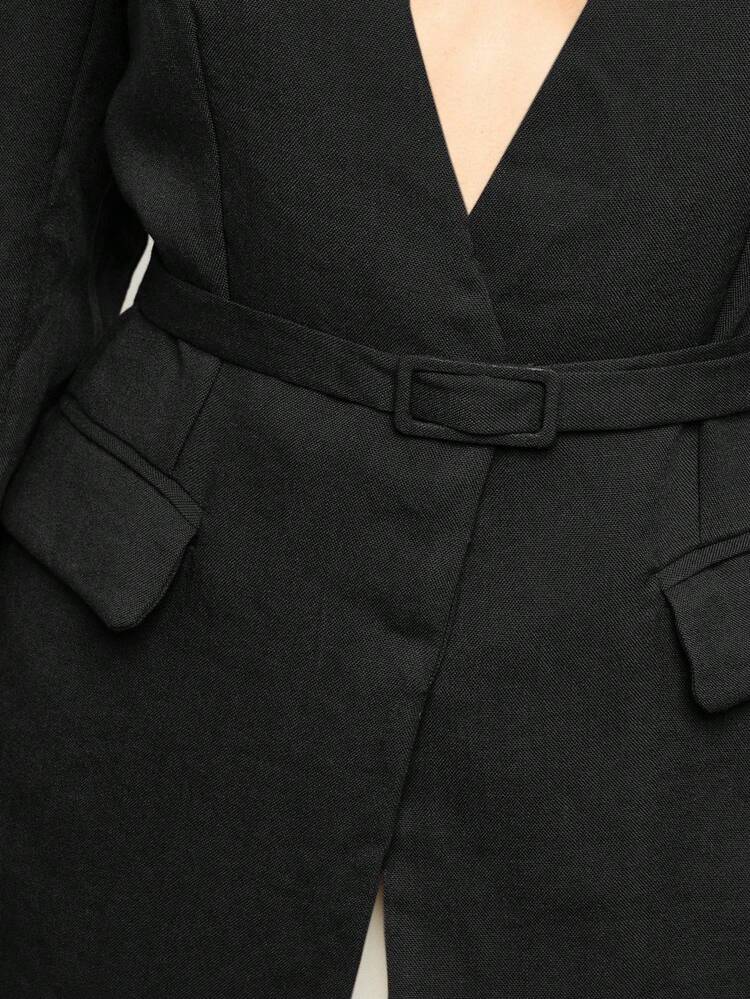 Plunging V Neck Linen Blazer With Double Pockets