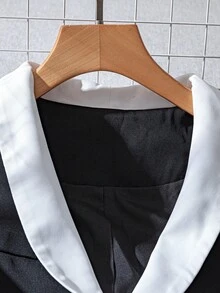 Franclia Autumn Women's Clothing New Style Elegant Commuting Simple Basic Fashion Daily Date Model With Scallop Edge Decoration + Exquisite Metal Button Decoration, Black And White Classic Clash Color, Long Sleeve Suit Jacket + Mid-Length Semi-Skirt, Slim And Versatile Autumn And Winter Temperament Two-Piece Suit,Winter Clothes For Women ,Autumn Women ,Elegant Women's Set,Chic Women's Set,Chic Blazer Women