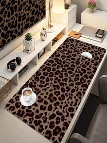 SHEIN 1 件豹纹桌垫现代艺术大鼠标垫办公桌配件橡胶底座带缝边防滑键盘垫适用于办公室家用电脑可作为送给男士女士朋友的礼物返校 - 彩色 - 查看 2