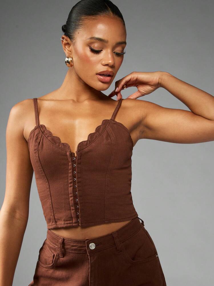 MISSGUIDED Top a corsetto in denim con chiusura anteriore a bottoni, scollo a cuore, spalline sottili, pannello elastico sulla schiena, design bustier in stile vintage, moda autunno inverno