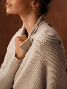 MOTF PREMIUM 不对称下摆高领毛衣 - 杏色 - 查看 3