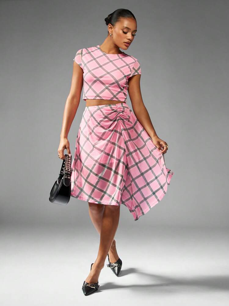 MISSGUIDED Cap Sleeve Crop Top And Asymmetric Hem Ruched Skirt