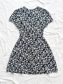 Soleia 印花傘狀下擺連衣裙 - 彩色 - 查看 2