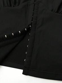 TRNVIE Women's Fashionable Deep V-Neck Buttoned Form-Fitting Solid Color Elegant Short Sleeve T-Shirt