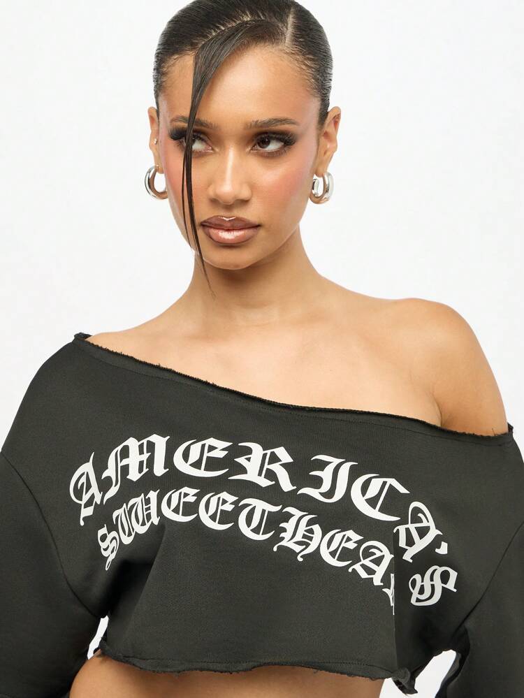 SUMWON WOMEN Raw Edge Off Shoulder Crop Top With Gothic Text