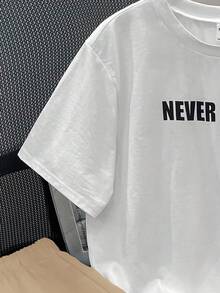 SHEIN Bộ 2 áo thun tay ngắn và quần short thường ngày cho bé trai tuổi teen, phong cách Punk Rock đường phố thích hợp mặc hàng ngày, tiệc tùng, lễ hội âm nhạc, thích hợp cho mùa xuân/hè, họa tiết Graffiti tiếng Anh, màu tương phản - Màu Khaki - Xem 7
