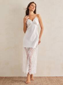 Charlaine 优雅浪漫法式缎面蕾丝细肩带女士睡袍