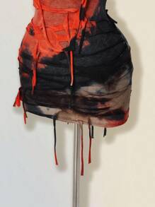 SHEIN ICON Robe moulante mini dos nu avec effet tie-dye contrastant orange et noir pour femmes