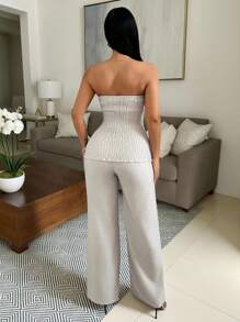 Chiquease 2 件套女士套装杏灰色吊带背心式上衣，背部有褶饰，搭配直筒裤 - 彩色 - 查看 2