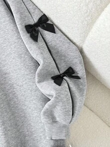 SHEIN 青少年女孩宽松休闲简约舒适圆领套头连帽衫和裤子套装，带蝴蝶结装饰 - 灰色 - 查看 7