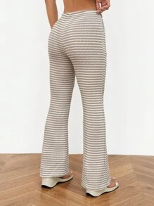 SHEIN PETITE 女式休闲通勤条纹喇叭裤 - 棕色 - 查看 2