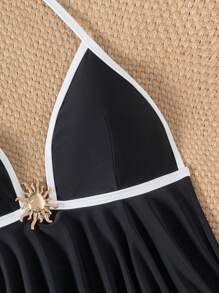 Swim Chiccia 2pcs/Set Women's Summer Beach Vacation Black & White Contrast Color Camisole Strap Bikini Swimsuit, Metal Decor, Slimming, Triangle Swim Bottoms