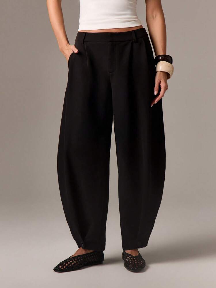 Barrel Shape Wide Leg Trousers With Pleated Front