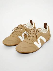 Solezae 女士舒适花卉印花平底日常梦幻休闲基本款可爱 PU 粉色芭蕾运动鞋 - 米色 - 查看 5