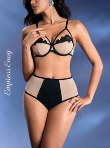 Empress Envy Women's Decor Cutout Design Fashion Lingerie Set ElegantLace DarkRomance