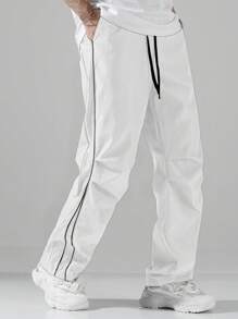 Manfinity EZcore 男士字母印花抽绳腰口袋休闲裤白色慢跑裤男士白色运动裤男士白色黑条纹裤子男士阔腿裤，秋季