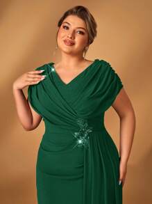 Serin 加大码优雅奢华刺绣垂坠贴花收腰A字型长款新娘妈妈礼服