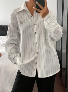 DAZY 秋冬女款条纹刺绣宽松长袖翻领休闲衬衫 - 白色 - 查看 3