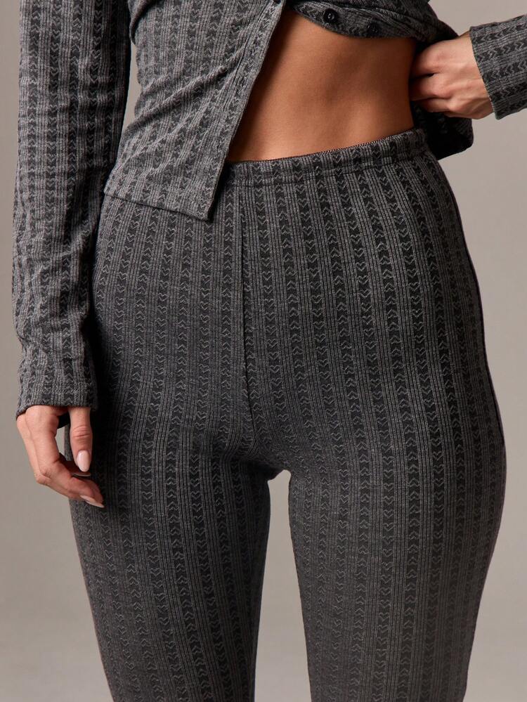 Pointelle Knit Capri Leggings With Scalloped Waistband