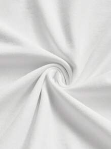 Manfinity Joysei 时尚休闲年轻风花卉字母组合印花修身圆领短袖T恤，男士款，适合约会、聚会、情侣装、家庭装，也是送给男友的绝佳礼物。