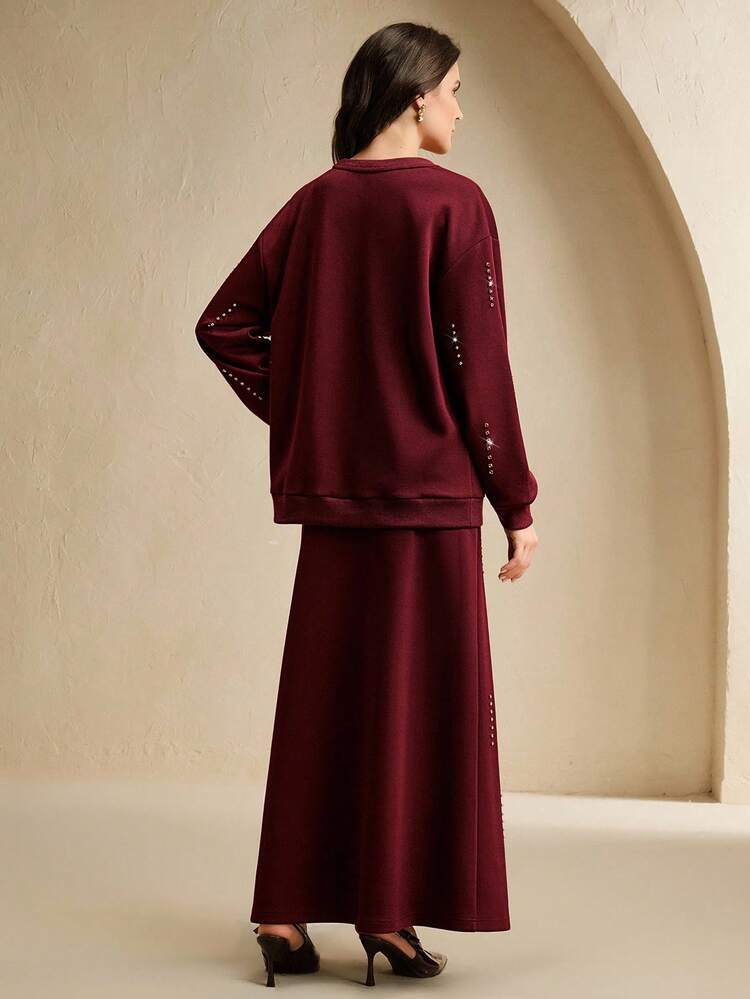 Women's Winter Embroidered Pearl Decor Casual Loose Fit Crew Neck Long Sleeve Sweatshirt And Solid Color A-Line Skirt 2-Piece Set, Christmas