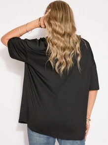 SHEIN EZwear 大码女式休闲简约摇滚吉他图案圆领短袖 T 恤，宽松款，适合夏季 - 黑色 - 查看 2