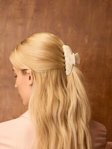 MOTF PREMIUM 醋酸纤维黄色微镶嵌水钻发夹 - 奶白色 - 查看 5