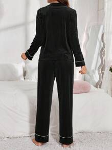 Velvet Women's Long Sleeve Top & Pants Pajama Set, Fall Winter Clothes - Black - View 2