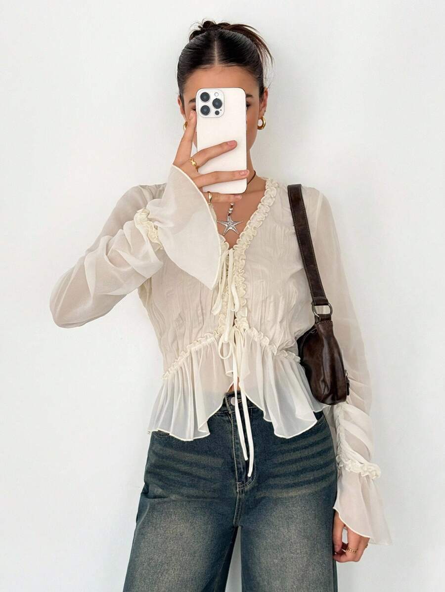 SHEIN Tall 女士纯色荷叶边前系带喇叭袖时尚衬衫奶油色系带上衣荷叶边衬衫 - 米色 - 查看 1