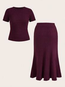 Modelyn 大码女式纯色圆领短袖针织上衣和鱼尾针织中裙套装 - 酒紅色 - 查看 2
