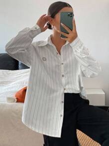 DAZY 秋冬女款条纹刺绣宽松长袖翻领休闲衬衫 - 白色 - 查看 5